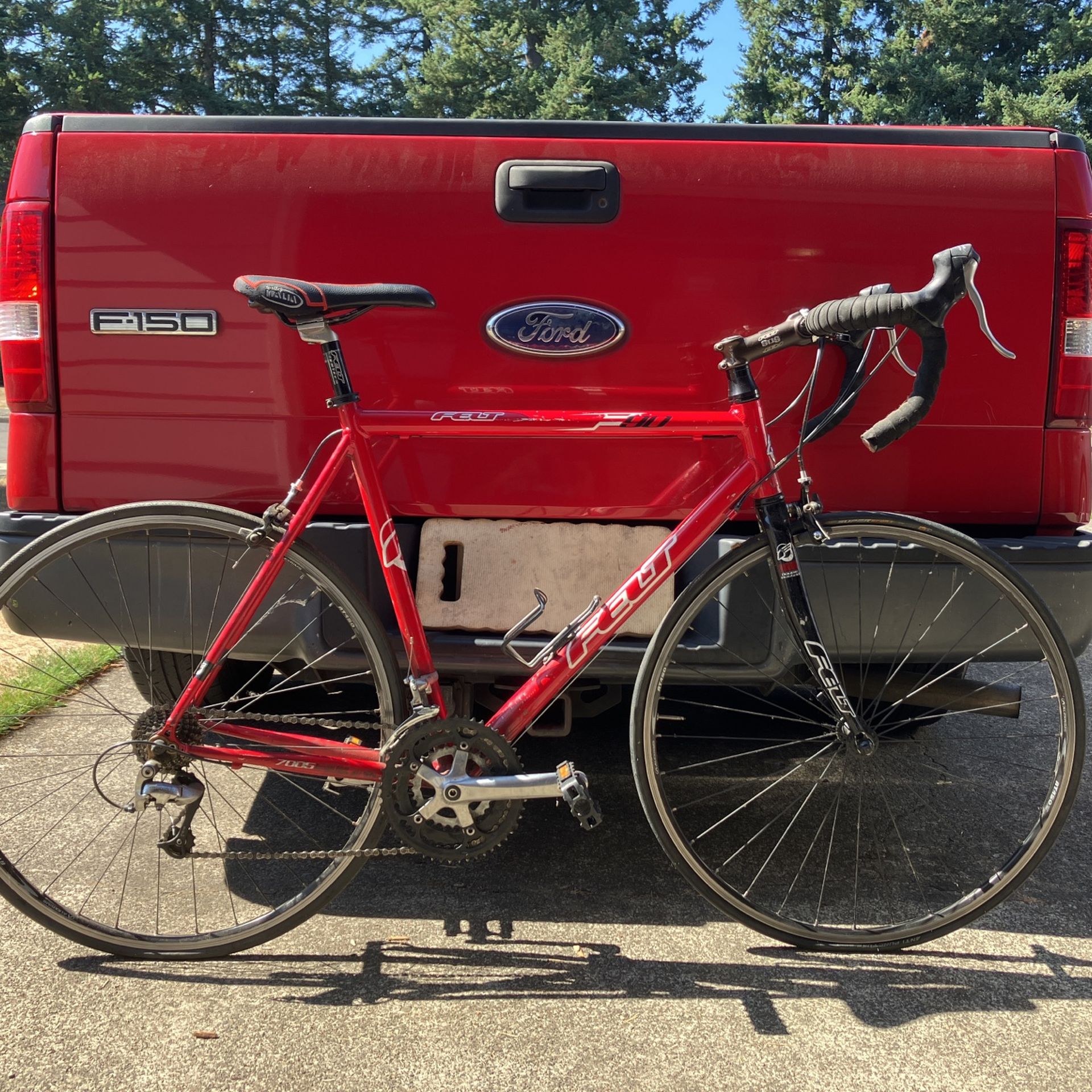 Felt F90 Road Bike
