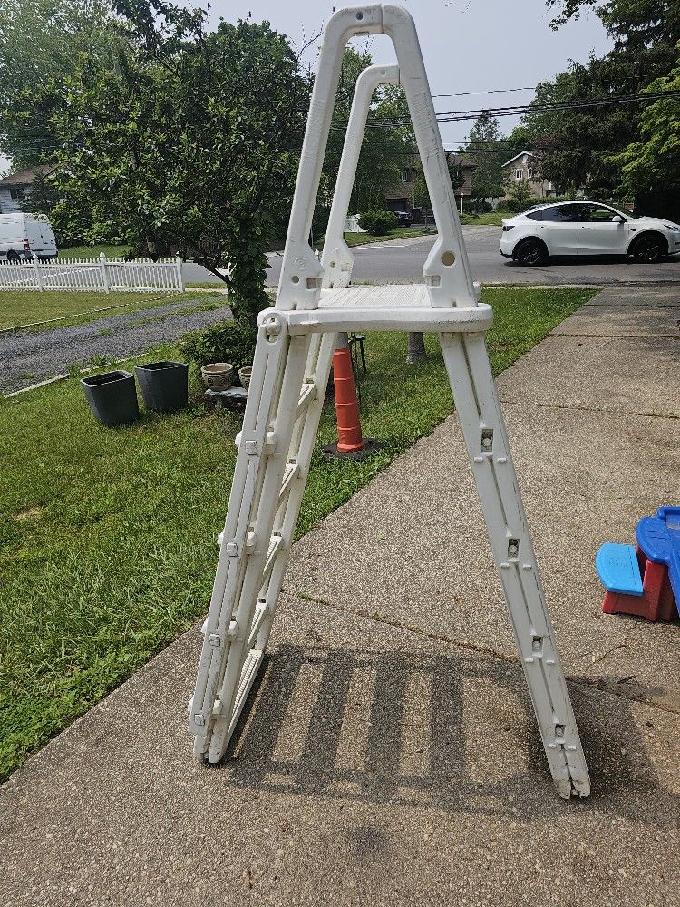 Price Is Firm.. Heavy Duty Safety Pool Ladder