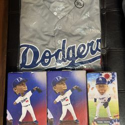 Dodgers Bobble heads/jersey