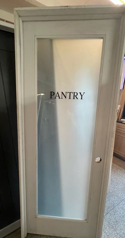 30" Pantry Frosted Door