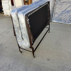 Folding Rollaway Bed With Mattress Memory Foam 48x73