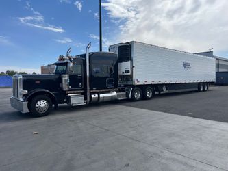 2020 Peterbilt 389 (Tractor + Trailer)