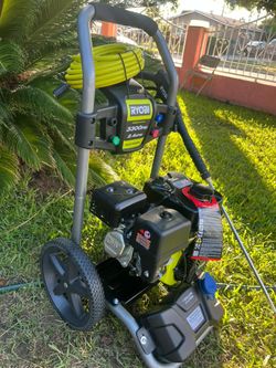 RYOBI
3300 PSI 2.4 GPM Cold Water Gas Pressure Washer with 212cc Engine