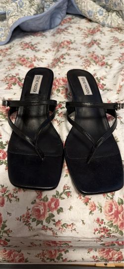 Steve Madden kitten heel
