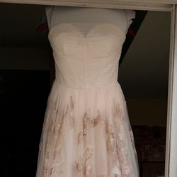 Wedding dress