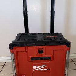 Milwaukee PACKOUT 19 in. Rolling Drawer Tool Box