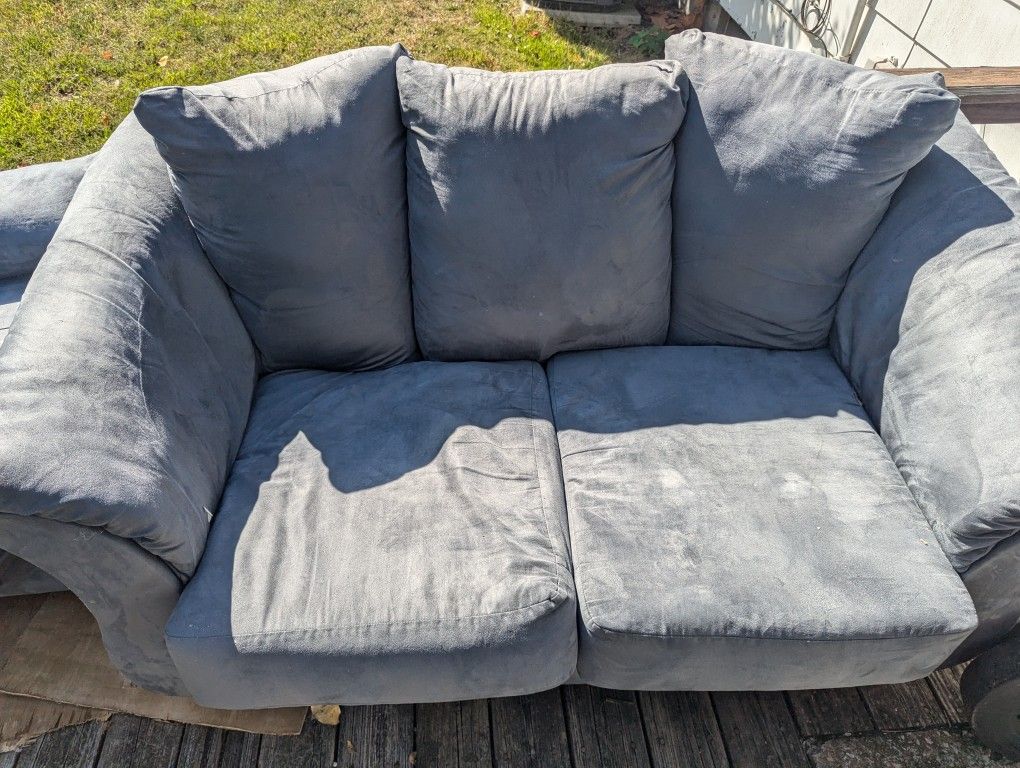 Ashley Loveseat And Recliner