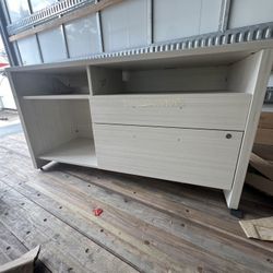 Desk Princeton™ 29"H Narrow Credenza, (OBO)