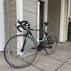  21 Speed 700C Aluminum Road Bike In Black And Green Accent