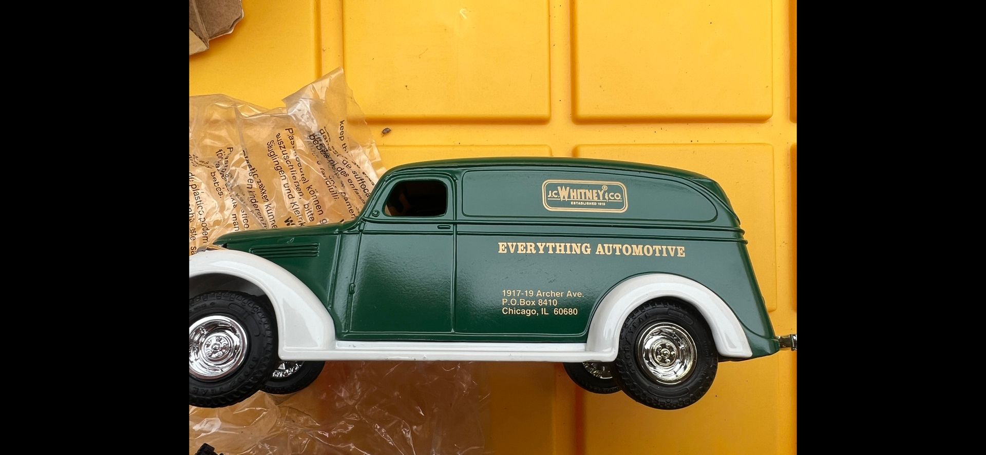ERTL Whitney & Co. (Everything Automotive) 1938 GMC Panel TRUCK DIECAST BANK .New in Box