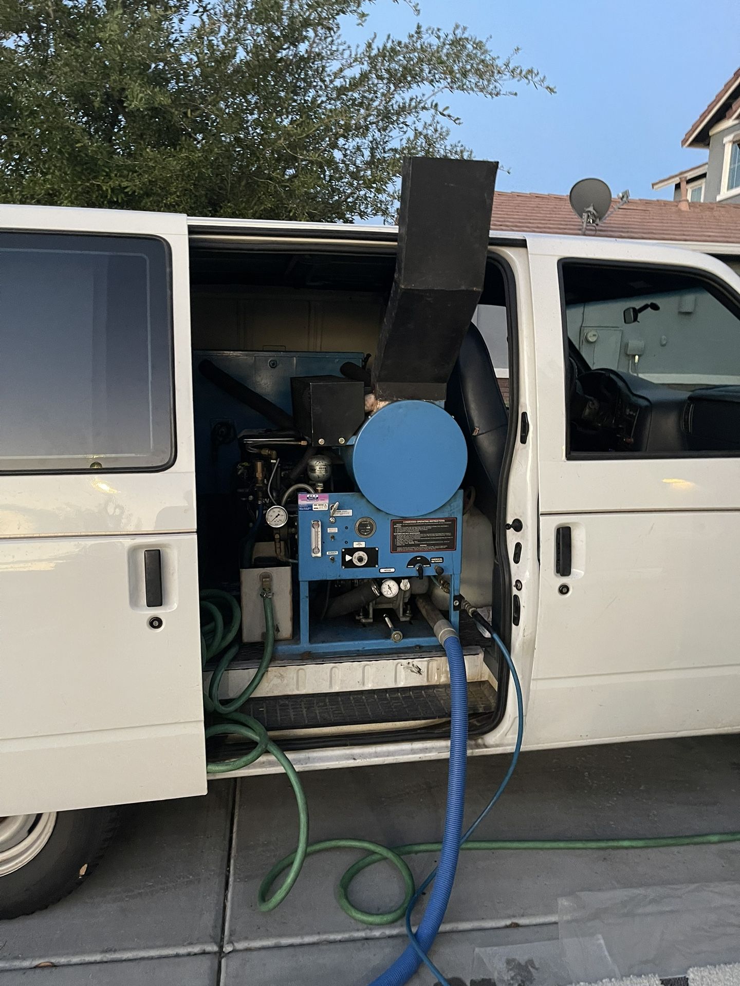 Truck Mount, Carpet Cleaning Machine