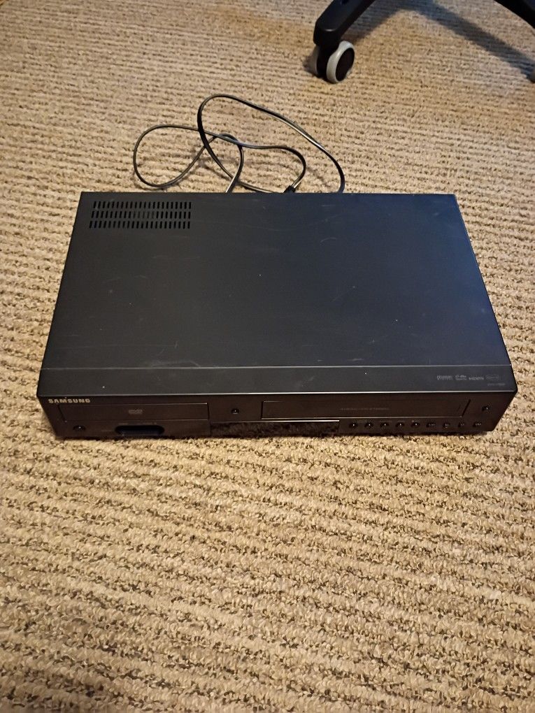Samsung DVD and VHS combo player working dvd-v9800