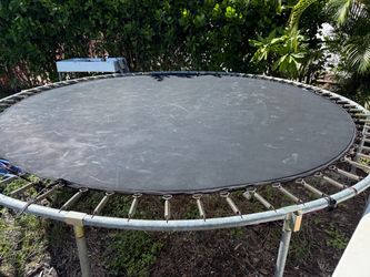 Trampoline