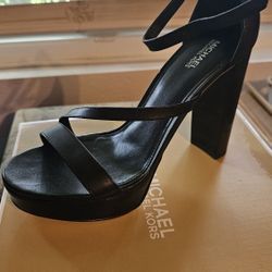 Micheal Kors Heels 