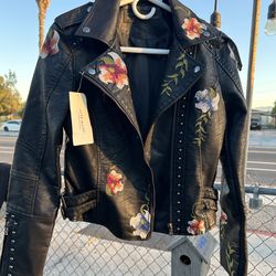 Women’s leather jacket