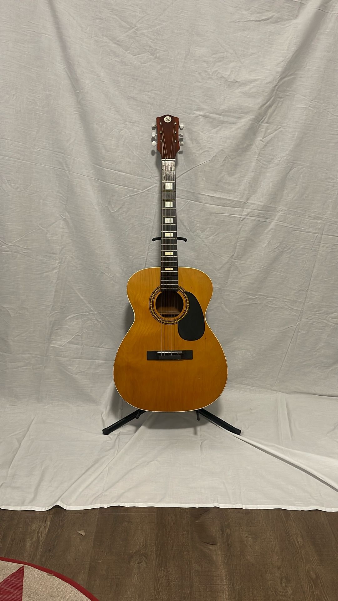 Vintage 1960s Kingston Acoustic Guitar – Sears Catalog Model 000 – Made by Kawai/Teisco – Rare Butterfly Logo – Fully Restored & Setup