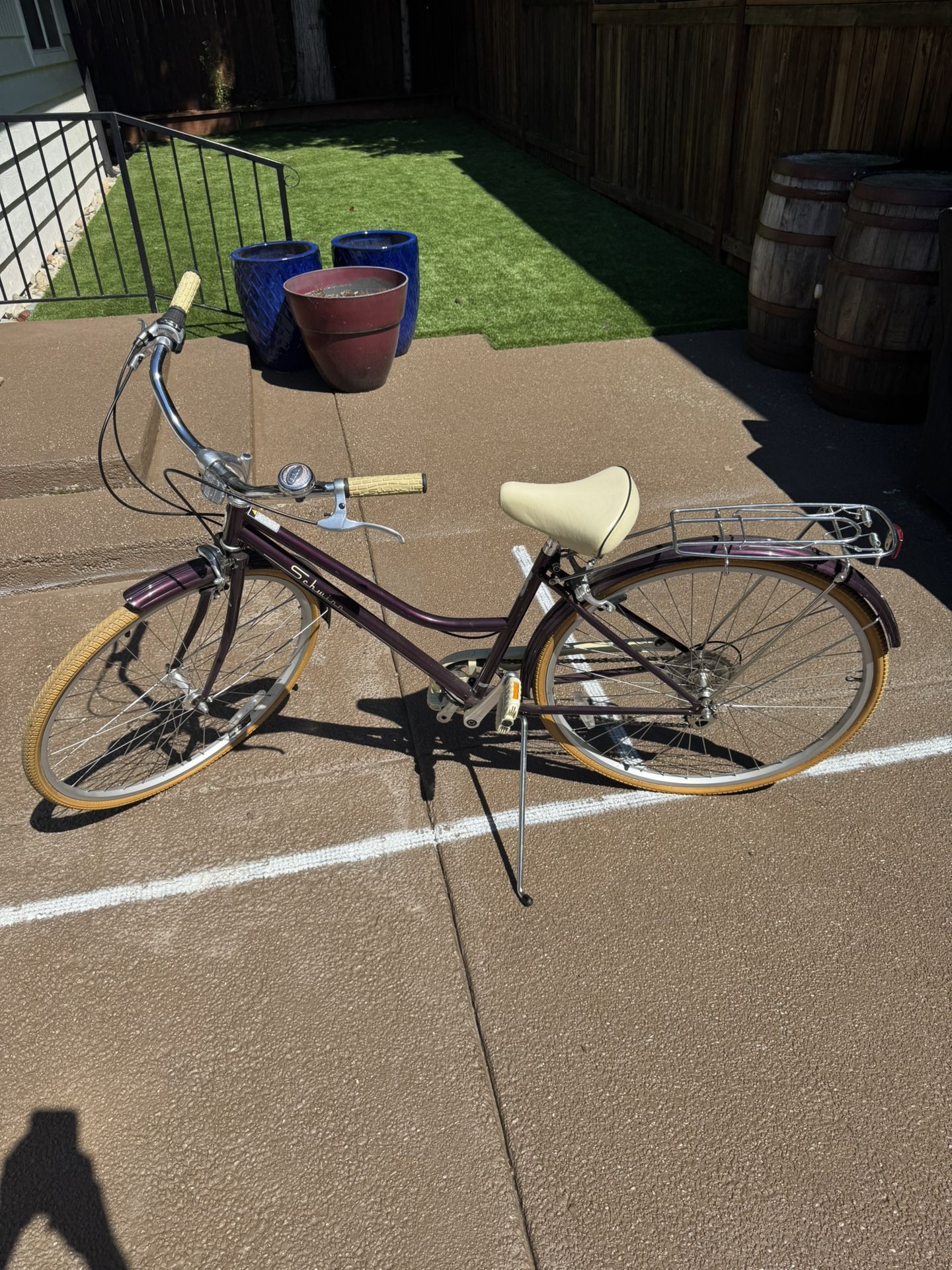 “Jenny” Cruiser Bike