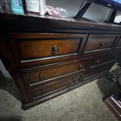 Dresser & Nightstand Drawer In Madera
