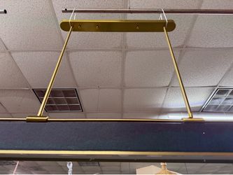 Assorted Pendant Lights. Contractor specials. Any offer is accepted.