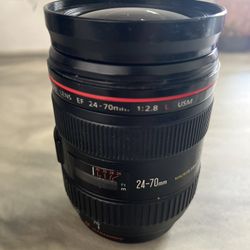Canon 24-70 mm 2.8 L series Lens