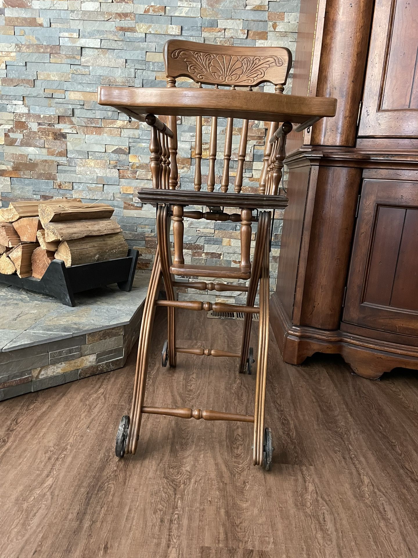 Antique High chair (replica)