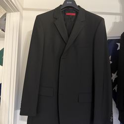 Black Hugo boss suit like new