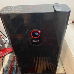 Shark Air Purifier 4 With Anti-Allergen Multi Filter Advanced Odor Lock