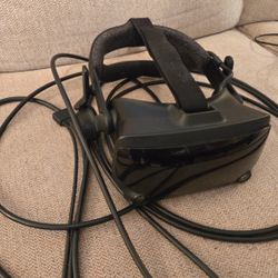 FULL Valve Index VR Set With 3 Trackers