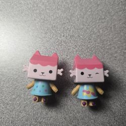 2 Gabby's Dollhouse Baby Box Cat Figures 1.5" Box Kitty Crafty Crafts Character