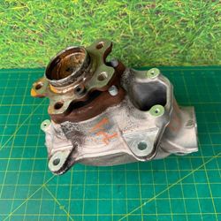 18-24 BMW X3 G01 Front Left Spindle Knuckle Hub OEM