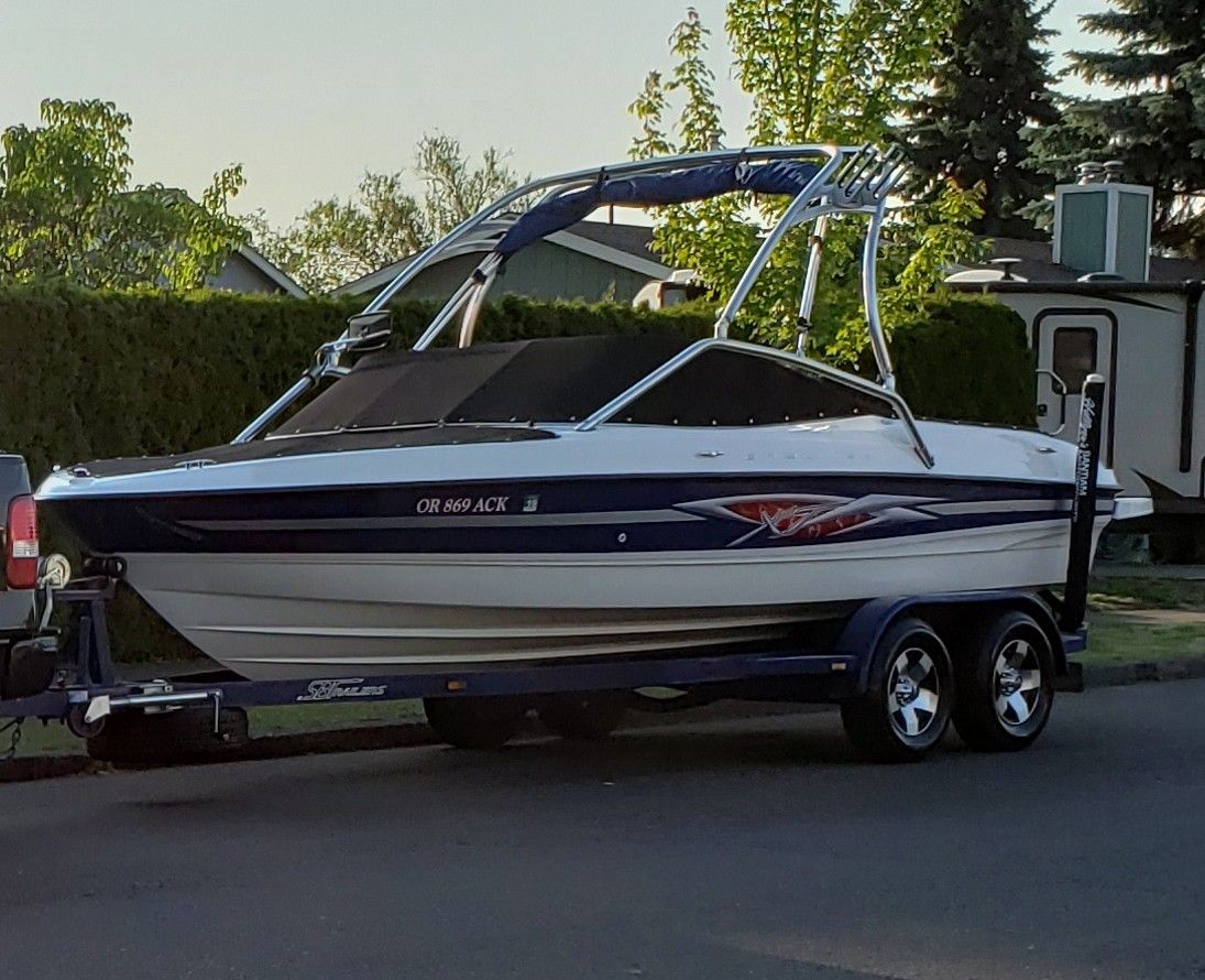 2005 Bayliner 205 Xt Bowrider