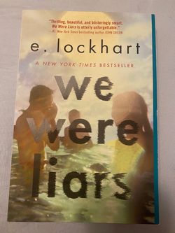We Were Liars by E. Lockhart Paperback