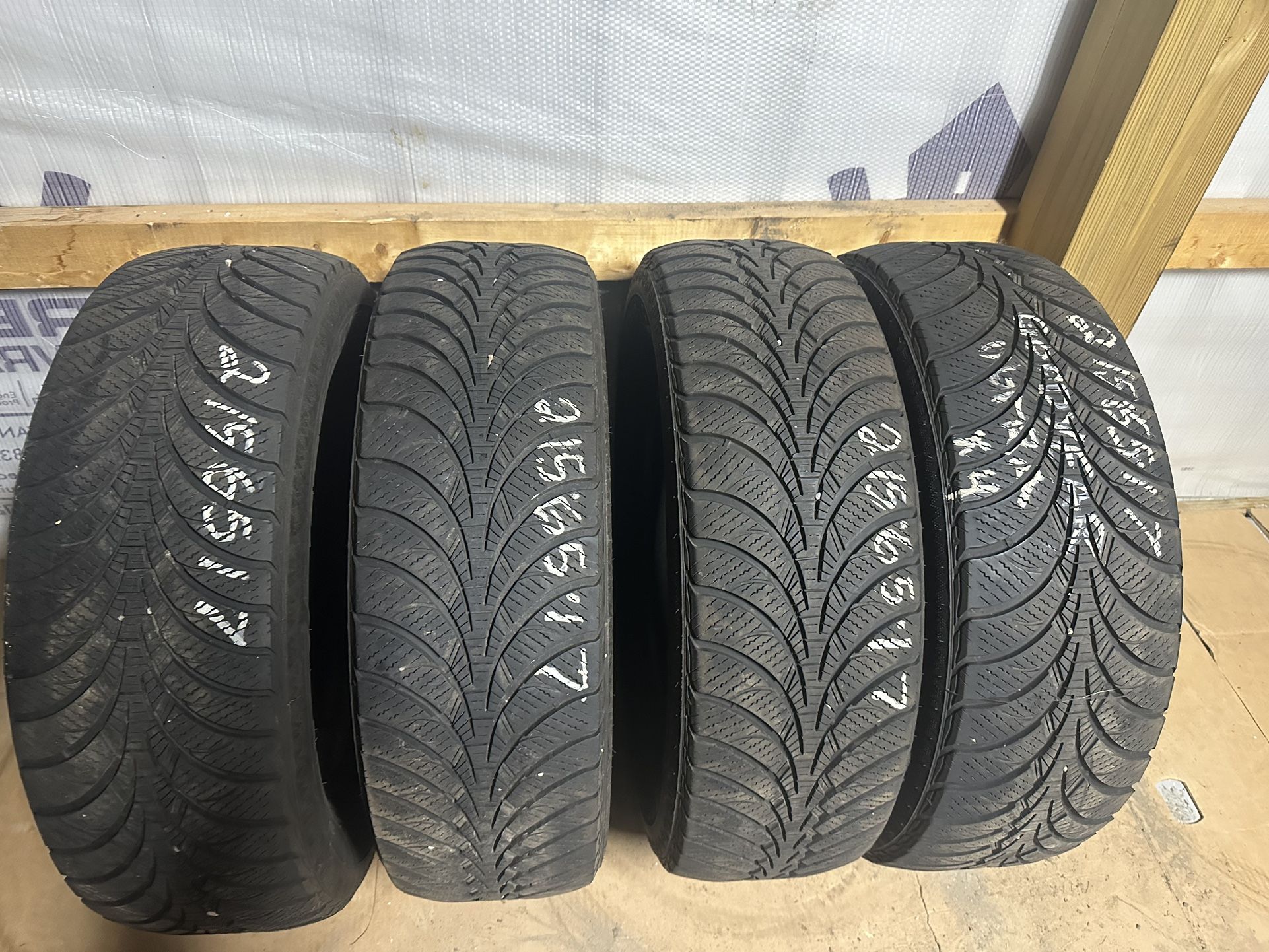 4 GOODYEAR ULTRA GRIP WINTER 215/65R17 GREAT TREAD ONLY ASKING $400