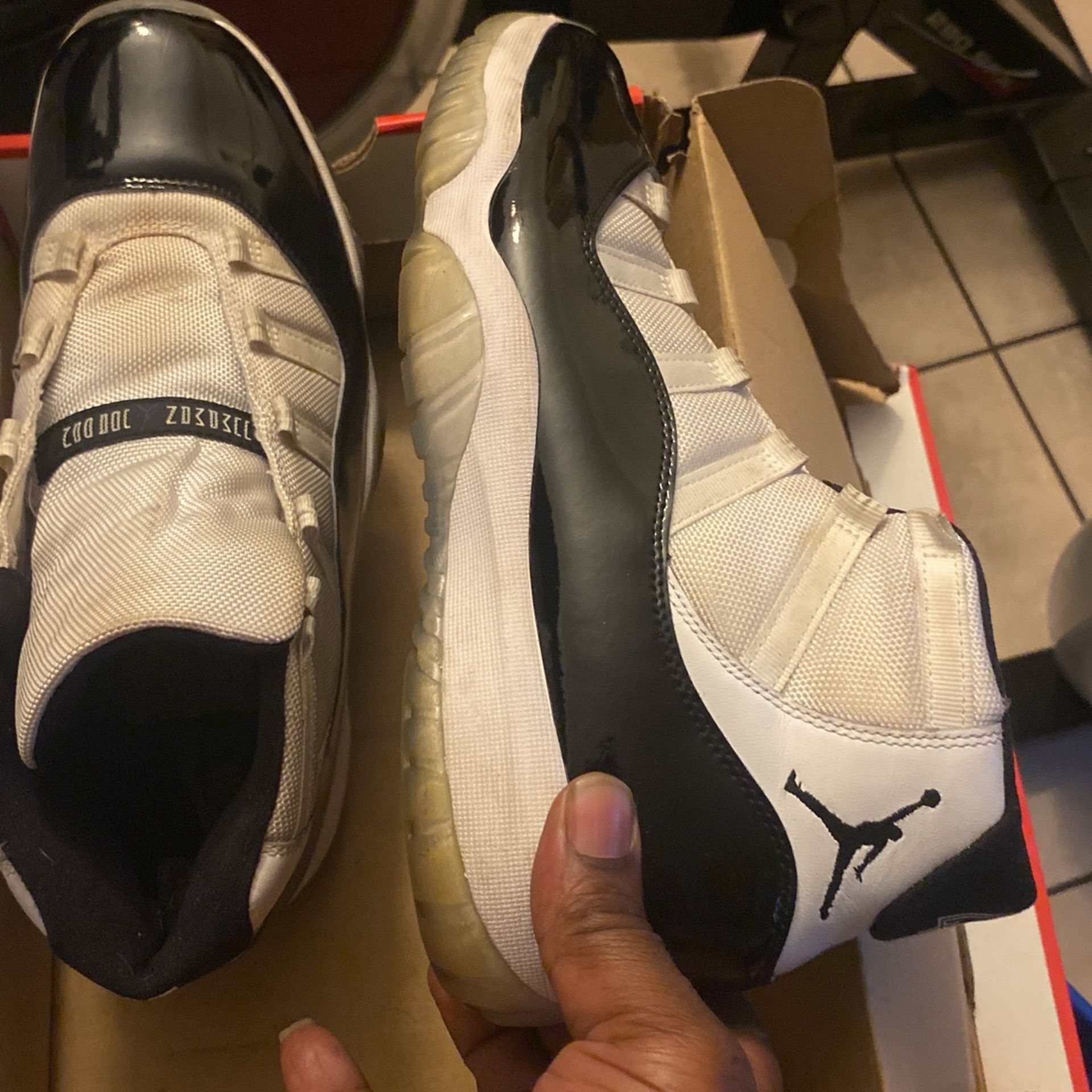 Black N White Concords