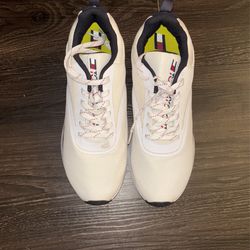 Couple Times Worn Tommy Hilfiger Sneakers