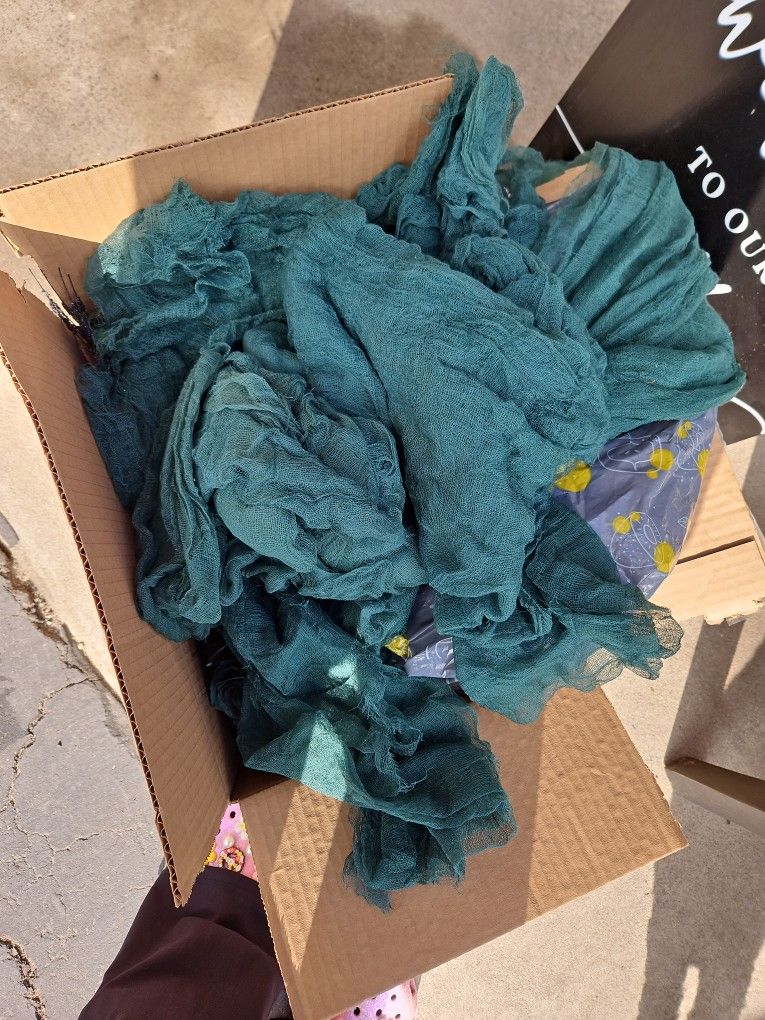 Emerald Green Table Runners