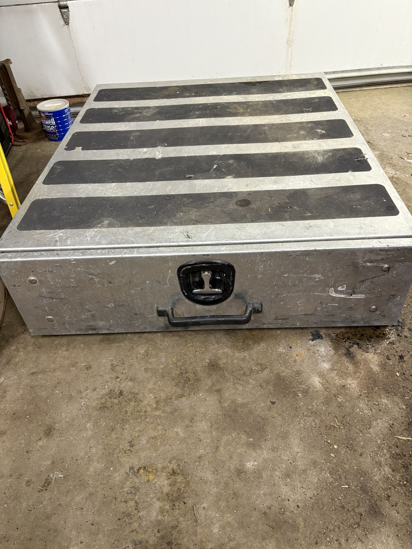 Pick Up Truck Bed Tool Box