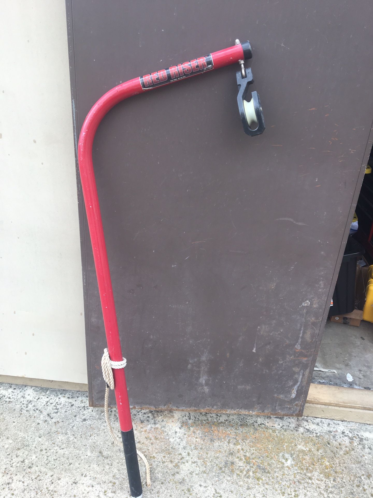 Red riser hoop net / crab pot puller