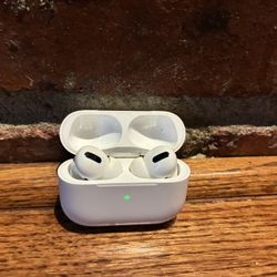 AirPods Pro 1st gen 