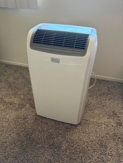 Lightly Used Black and Decker Portable AC
