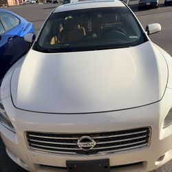 2010 Nissan Maxima