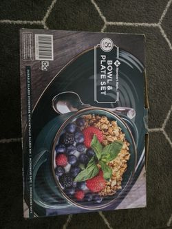 NEW Members Mark 8 Piece Bowl And Plate Set 