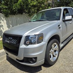 2010 Ford Explorer Sport Trac