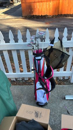 Girls Golf Club And Bag