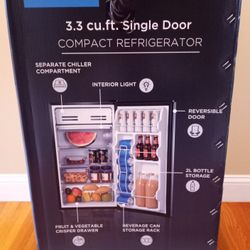 NEW *3.3 Cu Ft (DORM) FRIDGE w/ Freezer
