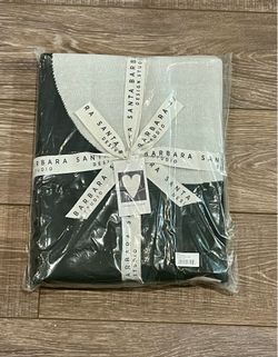 50” x 60” Machine Washable Luxe Throw - HEART - NEW