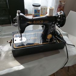 Vintage 1930's Raico Featherweight Sewing Machine 