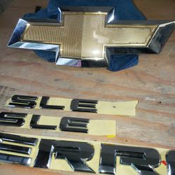 12 Chevy Malibu Front Emblem