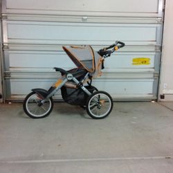 JEEP RUNNING STROLLER 3 WHEELS Orange for Sale in Gilbert AZ OfferUp
