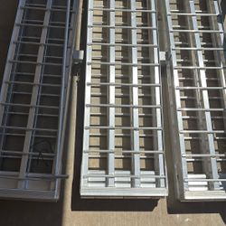 Black Widow Aluminum Folding Motorcycle Ramp for Pickup Trucks, Arched Design, 9 ft length, Silver - Heavy-Duty Portable Automotive Loading Ramps for 